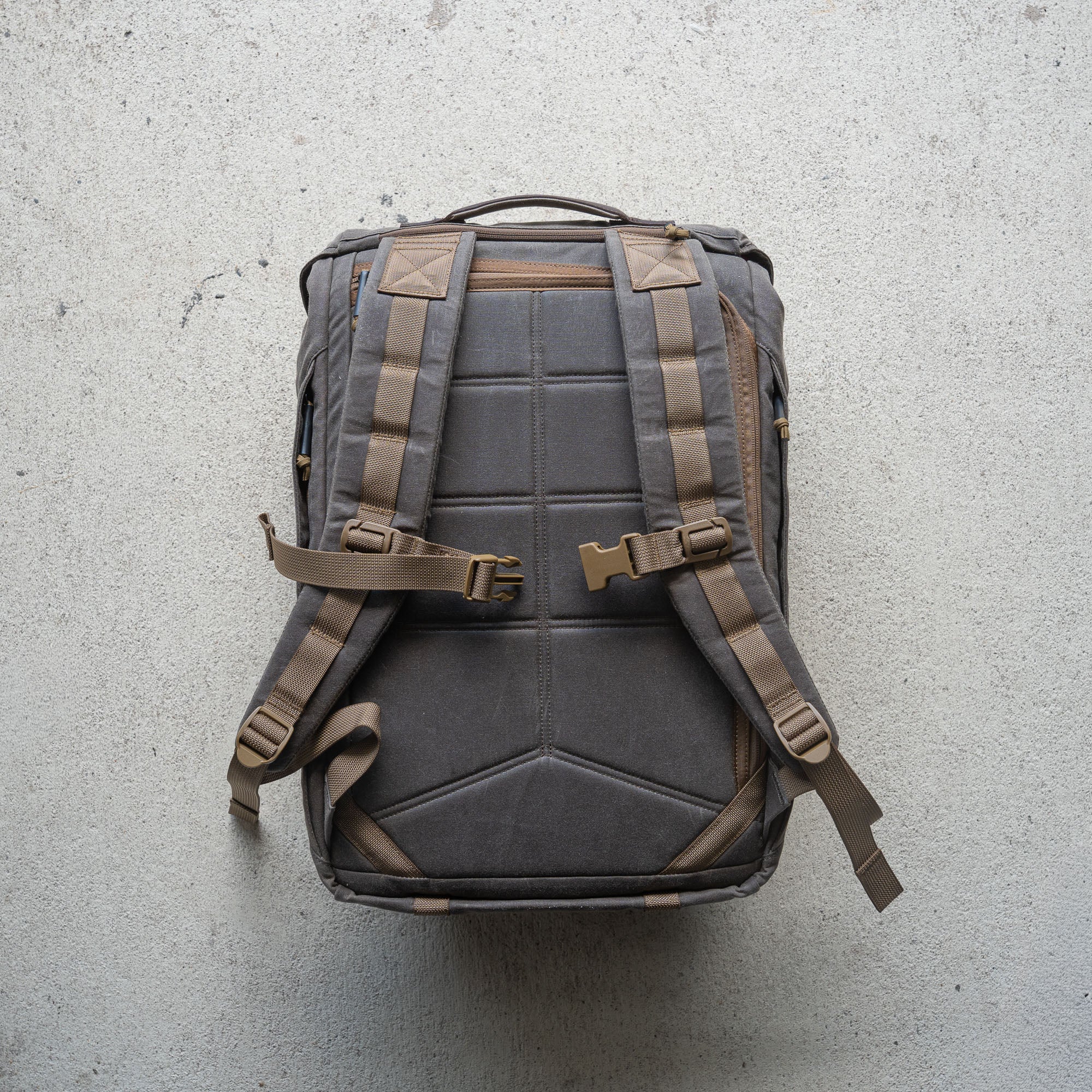 バッグ merukeru M26 PREORDER // Q4 2026 ETA – GORUCK