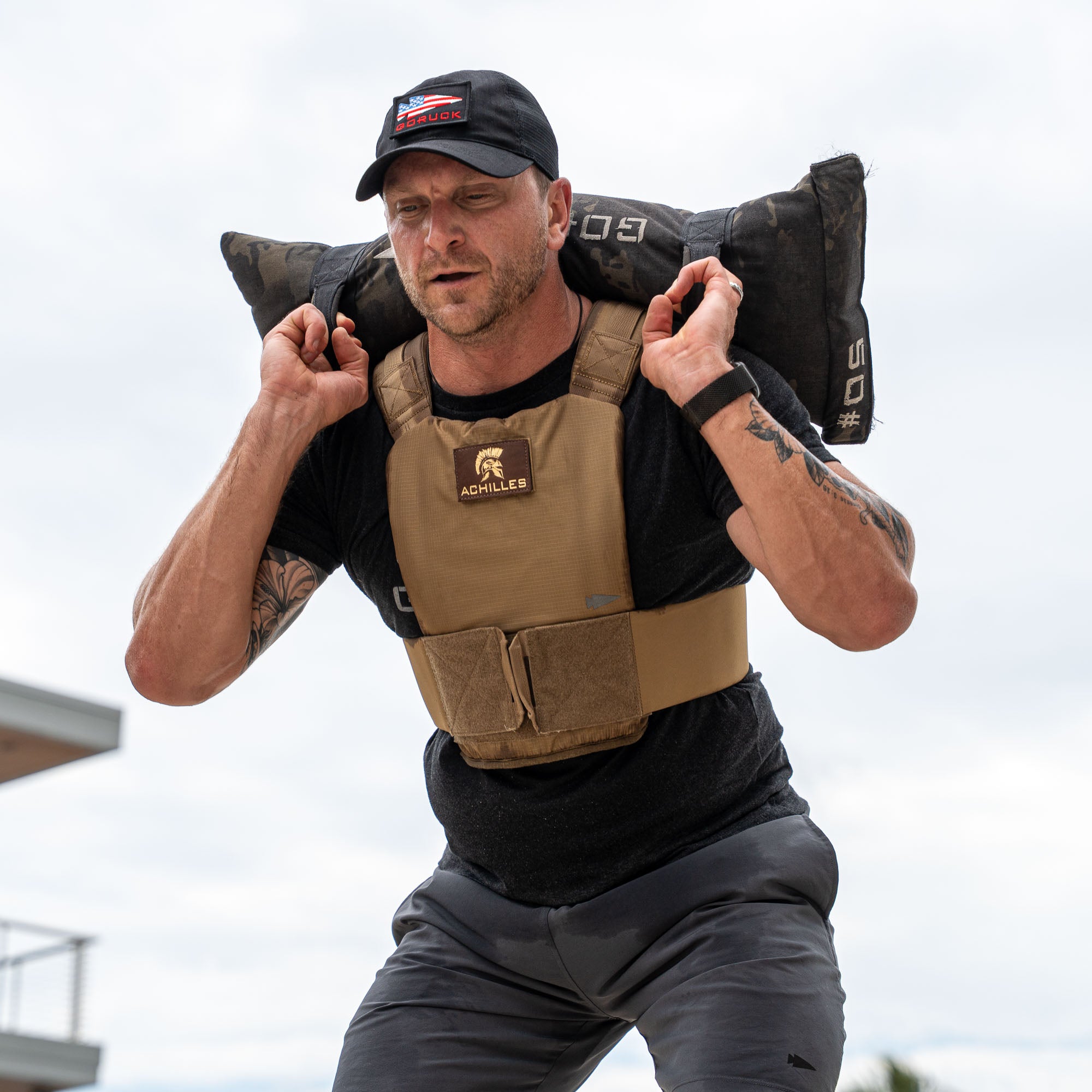 【草彅剛さん愛用】GOUCHA NORTH WIND VENTILE VEST Achilles | Men's Weighted Vest – GORUCK
