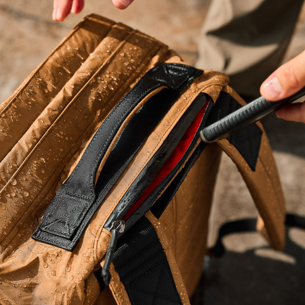 QUICK ACCESS STASH POCKET