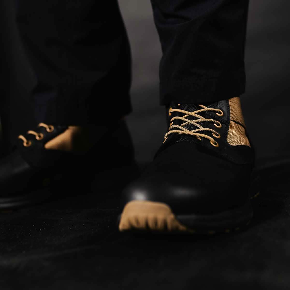 MACV-1 - Mid Top - Black + Coyote - Size W6-W6.5